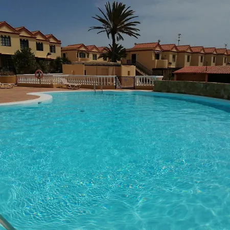 Apartment Vista Piscina O Terraza, Wifi Gratis *
